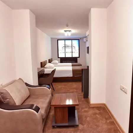 Good Hotel Yerevan-2